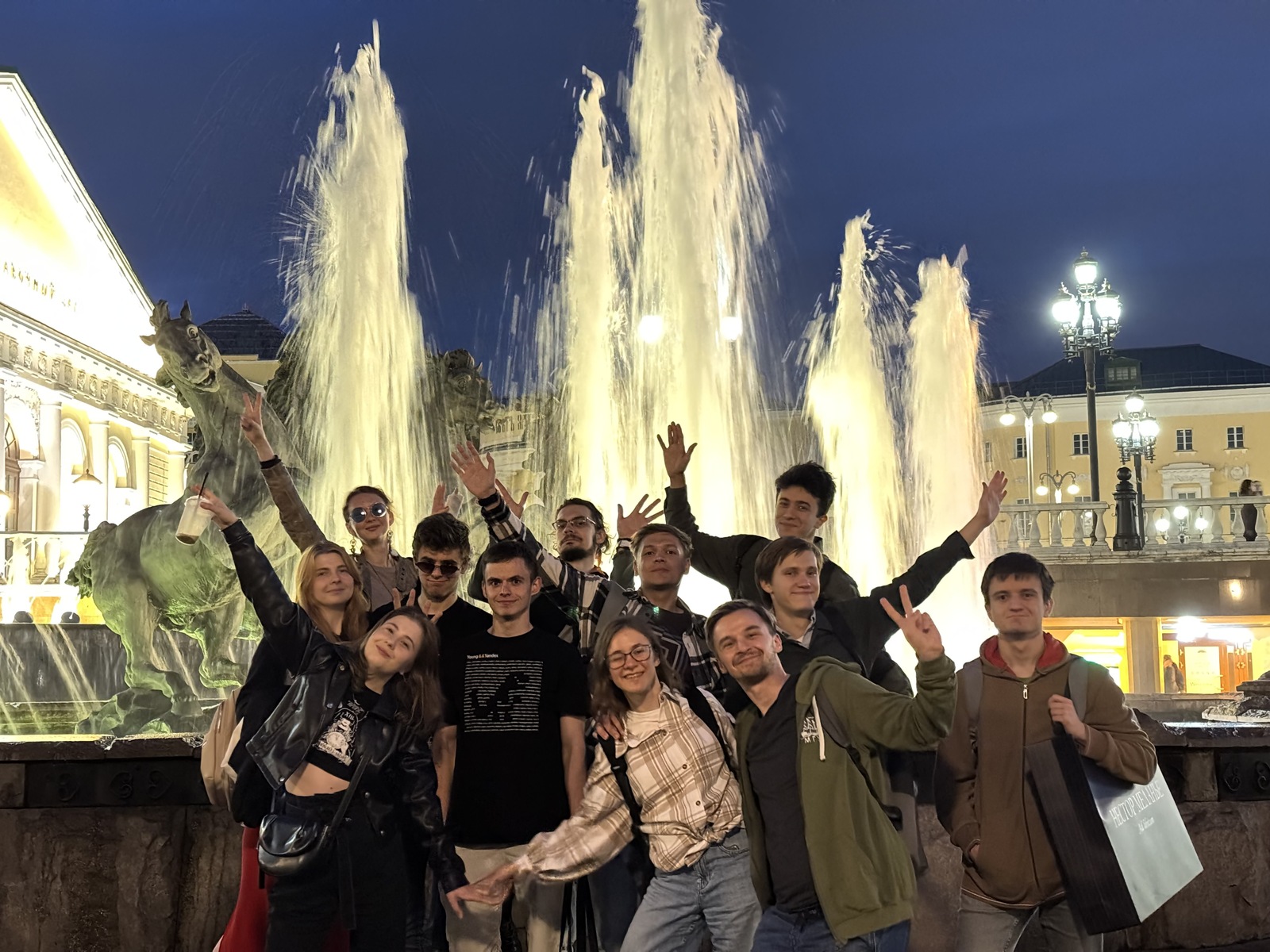 А тут нас еще больше